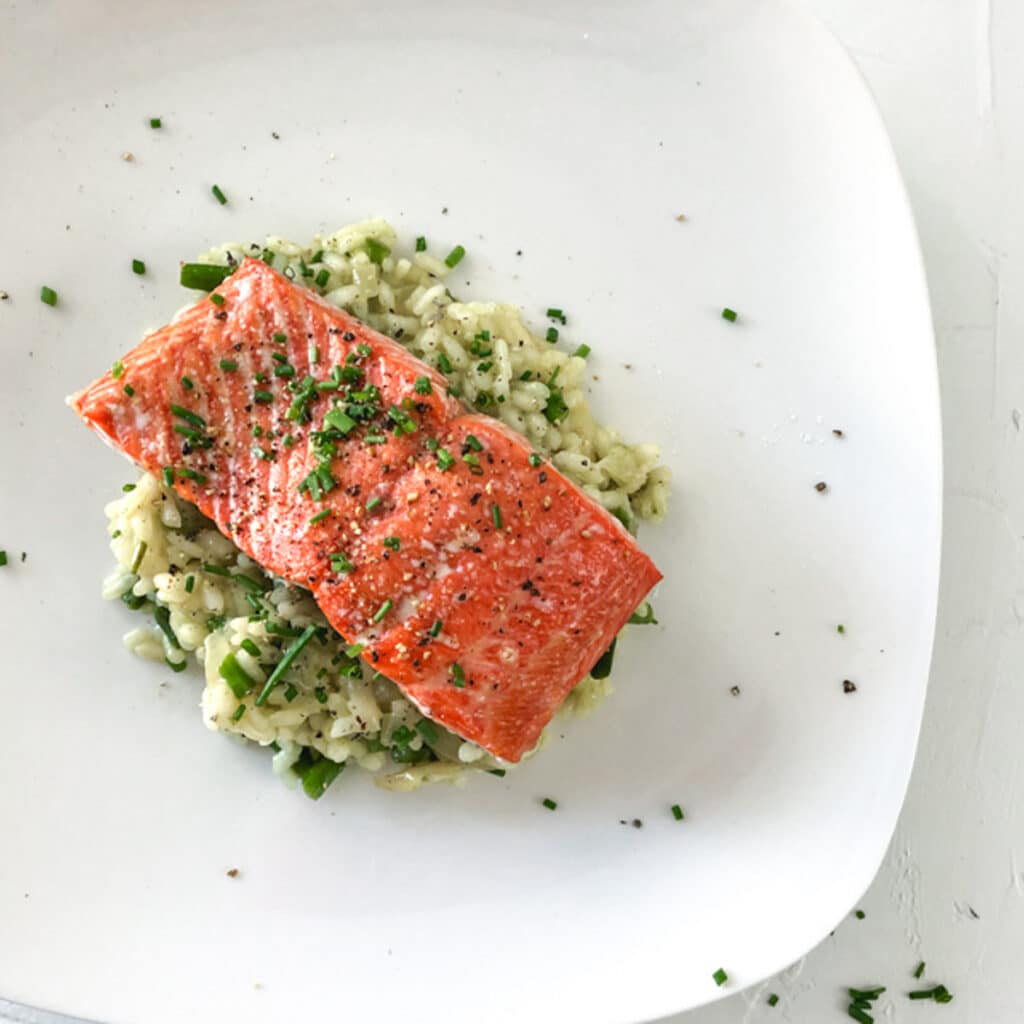 Baked wild salmon with asparagus risotto